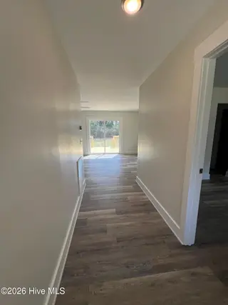 410 Loma Linda Drive, Cape Carteret, NC 28584 – photo 10: From foyer into living room