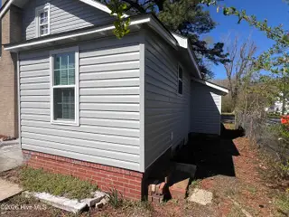 314 Burke Street, Elizabeth City, NC 27909 – photo 21: Back area