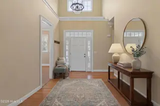 8335 Vintage Club Circle, Wilmington, NC 28411 – photo 5: vsfoyer