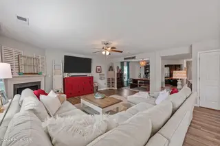 324 Frida Road, New Bern, NC 28560 – photo 15: Family Room 03