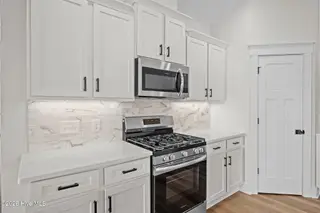 117 Lady O Drive A, Greenville, NC 27834 – photo 16: 15-web-or-mls-BLS_0021