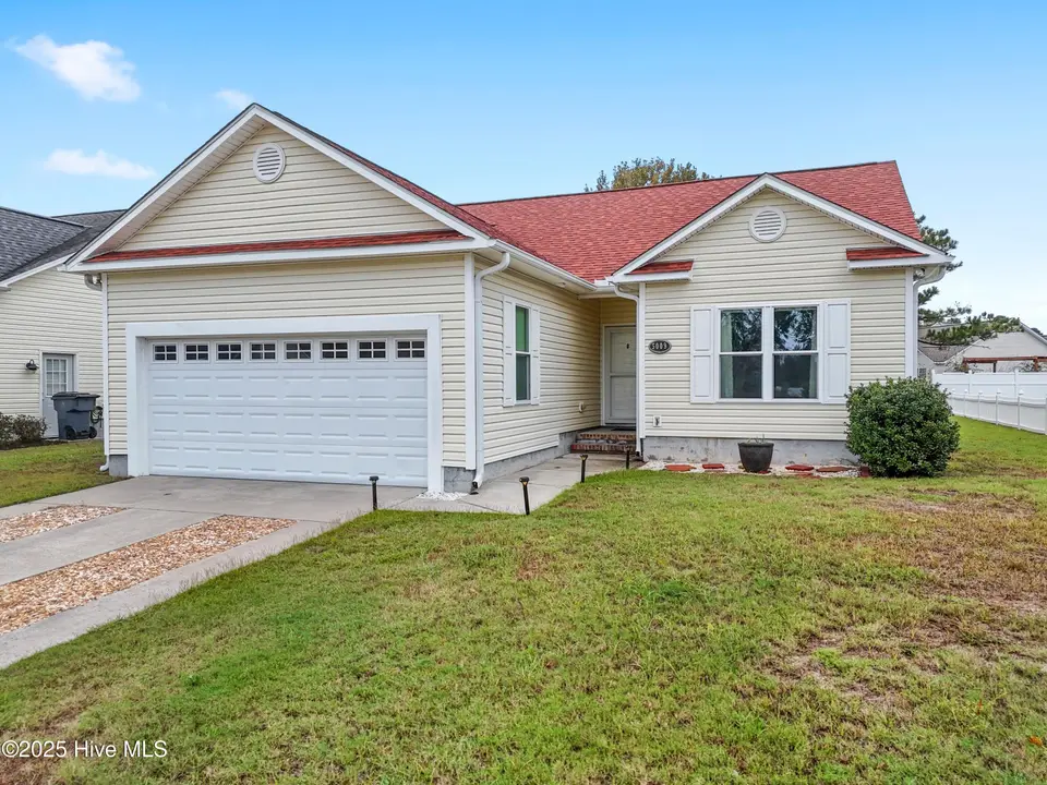 5009 N Hampton Drive SE, Southport, NC 28461 – photo 1 of 38: 5009 N Hampton Dr SE, Southport