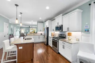 6463 Timber Hitch Drive SW, Ocean Isle Beach, NC 28469 – photo 13: Kitchen