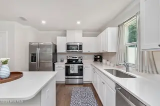 1301 Raven Way, Elizabeth City, NC 27909 – photo 8: Open Kitchen