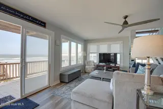 209 W Beach Drive, Oak Island, NC 28465 – photo 9: 209 W Beach Drive 13