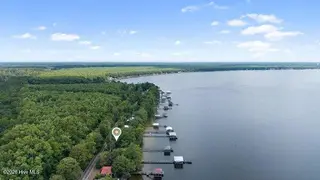 2902 Canal Cove Road, Lake Waccamaw, NC 28450 – photo 5: m_38_dji_20260706113354_0022_d