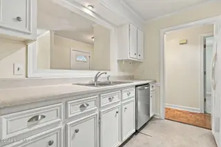2405 Harness Court, Greenville, NC 27858 — 3-bedroom home in Tucker East, Greenville, NC, photo 24 of 44: Kitchen 1