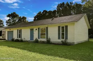 368 Union Chapel Church Road, Richlands, NC 28574 — 3-bedroom home in Venters Estates, Richlands, NC, photo 2 of 47: 2-web-or-mls-02 - edited
