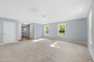 186 Backfield Place, Jacksonville, NC 28540 – photo 19: 9_img_0338