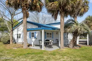 319 Old Causeway Road, Atlantic Beach, NC 28512 – photo 7: House