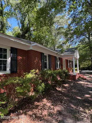 802 Forest Hill Circle, Greenville, NC 27858 – photo 2: Side House