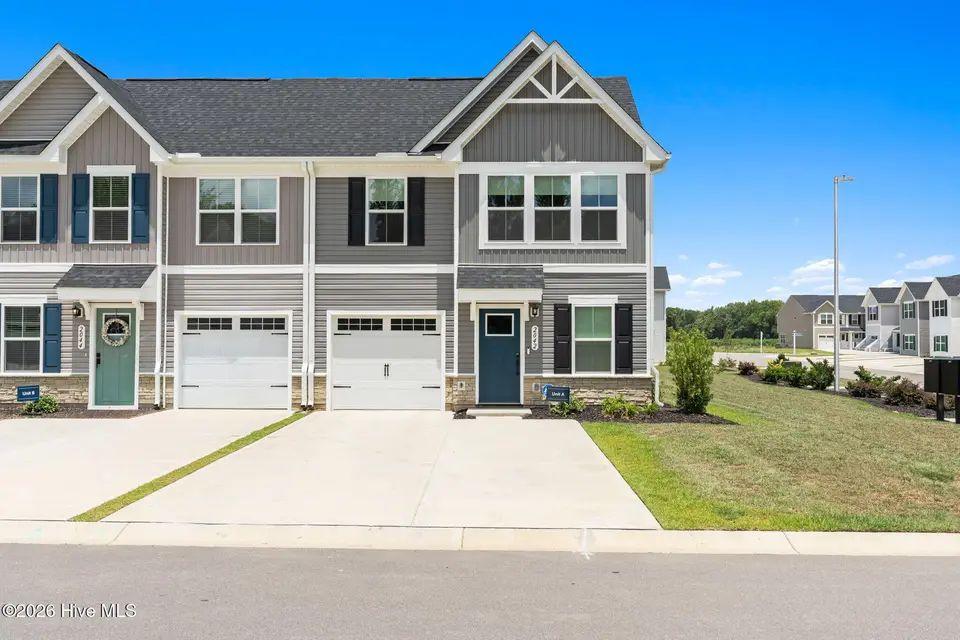 2042 Parow Lane NW, Calabash, NC 28467 – photo 1 of 36