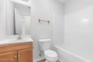 25 Crown Point Road, Hubert, NC 28539 — 3-bedroom home in Crown Point, Hubert, NC, photo 11 of 20: crown-11