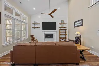 620 W Wilson Creek Drive, Trent Woods, NC 28562 – photo 9: Living Space