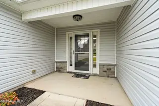 202 Messenger Court, Jacksonville, NC 28546 — 3-bedroom home in Onslow Bay, Jacksonville, NC, photo 3 of 62: 8_DSC01452