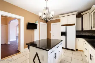 606 Hill Street, Rocky Mount, NC 27801 – photo 15: Kitchen Island dsc04925-hdr