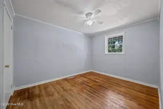 700 Henderson Drive, Jacksonville, NC 28540 – photo 18: 38-web-or-mls-_RAD1828