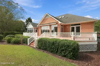 1235 Pine Valley Drive, New Bern, NC 28562 – photo 6: 5-web-or-mls-0C0A6171
