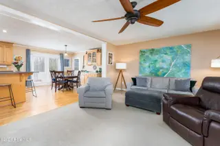 121 E Pointe Road, Rocky Point, NC 28457 — 3-bedroom home in River Hills, Rocky Point, NC, photo 2 of 33
