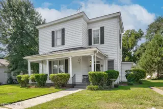 405 E Center Street, Nashville, NC 27856 – photo 4: 004-405EastCenterStreet-Nashville-NC-278
