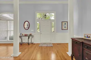 804 Oak Creek Place, Wilmington, NC 28405 — 4-bedroom home in Landfall, Wilmington, NC, photo 6 of 60: 006_img_3374_675