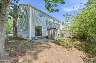 200 Myrtlewood Circle, Jacksonville, NC 28546 – photo 2: DSC05048