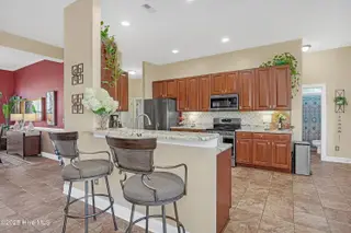 1226 Atrium Way, Leland, NC 28451 — 3-bedroom home in Waterford of the Carolinas, Leland, NC, photo 16 of 61: Kitchen