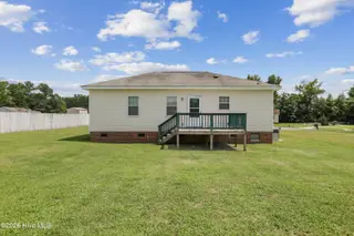 1303 Franklin Court, Goldsboro, NC 27530 – photo 4: 07-1303 Franklin Ct-7
