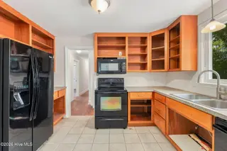 101 S Jackson Drive, Havelock, NC 28532 – photo 12: 32-web-or-mls-chadwick-visuals-101-s-jac