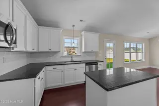 336 Gerbera Court, Greenville, NC 27858 – photo 21: 34-web-or-mls-DSC_4377