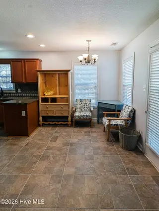 202 Brunswick Drive, Jacksonville, NC 28546 – photo 9: Nook1