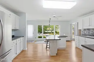 89 Shoreline Drive, New Bern, NC 28562 – photo 15: 89 Shoreline Drive