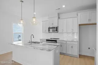 4008 Smoked Maple Drive 62, Leland, NC 28451 – photo 11: 12_kitchen