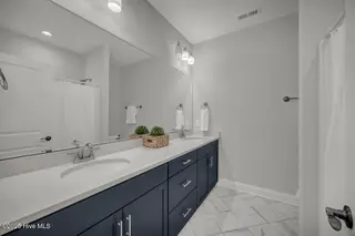 3747 Spicetree Drive, Wilmington, NC 28412 – photo 22: Second Full Bathroom