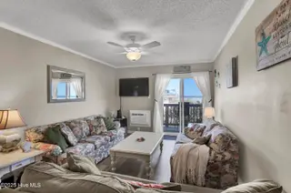 2264 New River Inlet Road 101, North Topsail Beach, NC 28460 – photo 4: 6G8A7572