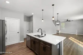1699 Datchet Lane SE, Bolivia, NC 28422 — 4-bedroom home in New South Bridge, Bolivia, NC, photo 12 of 40: Kitchen