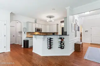 301 Palisades Way, New Bern, NC 28560 – photo 24: foyer/kitchen