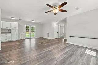 360 Gun Club Drive, Pinehurst, NC 28374 — 3-bedroom home in Village Acres, Pinehurst, NC, photo 13 of 46: 13-web-or-mls-IMG_8371