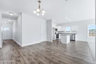 727 Regiment Road, Jacksonville, NC 28546 – photo 5: DSC01437
