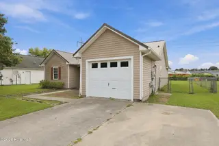 1305 Navarro Loop, Jacksonville, NC 28540 – photo 3: 4-web-or-mls-1305 Navarro Loop 16