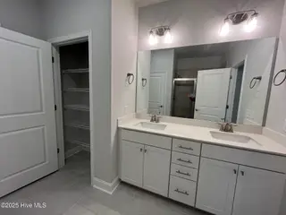 1207 Mandevilla Drive SE, Bolivia, NC 28422 – photo 24: Owners Bathroom