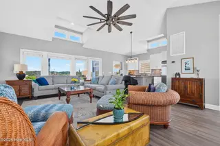 652 Ocean Boulevard W, Holden Beach, NC 28462 – photo 10