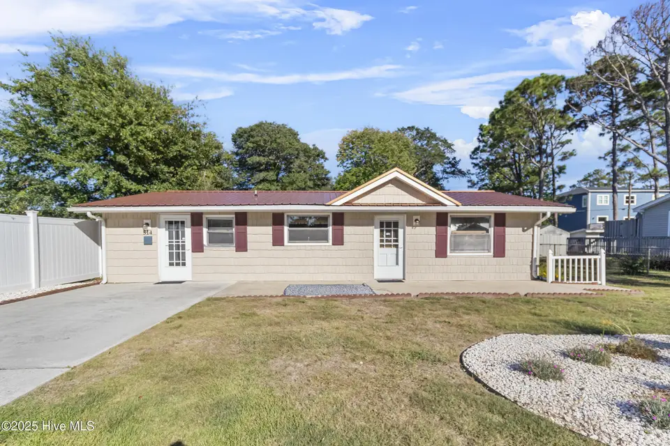 314 Keziah Street, Oak Island, NC 28465 – photo 1 of 42: 314 Keziah Street