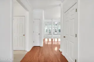 1009 N Sanderling Drive, Leland, NC 28451 — 3-bedroom townhome in Waterford of the Carolinas, Leland, NC, photo 3 of 63: Foyer