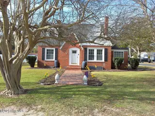 215 N Elm Street, Chadbourn, NC 28431 – photo 1: 20251116133408499969000000-o