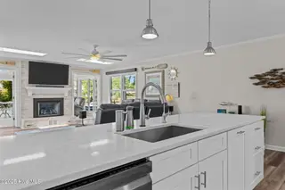 1105 Caracara Drive, New Bern, NC 28560 – photo 8: Kitchen