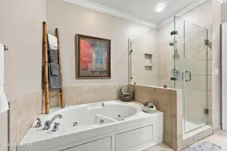 150 Lands End Court A42, Morehead City, NC 28557 — 3-bedroom condo in The Shores at Spooners Creek, Morehead City, NC, photo 18 of 50: Primary Bath