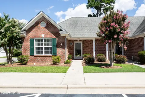 1001 Bridgeport Way, Leland