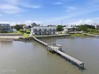 2306 Emerald Drive 7, Emerald Isle, NC 28594 – photo 9: 11-web-or-mls-DJI_20260806120539_0474_D_