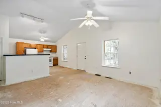 517 S 6th Street, Wilmington, NC 28401 – photo 11: mls-DSC07271